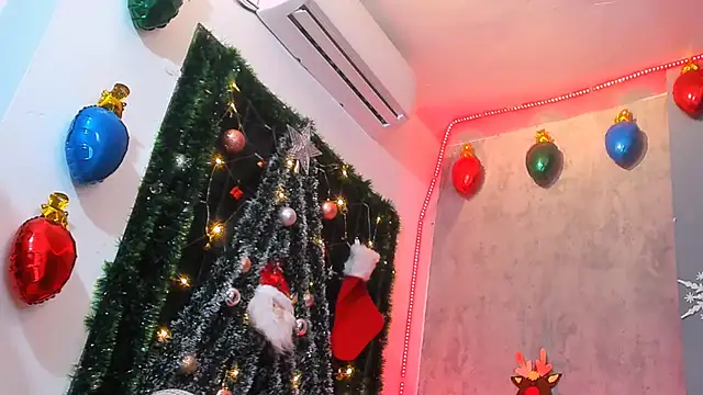 Snapshot of Manuel_FPG chatting on December 17, 2025, 4:06 am Manuel FPG online show from December 17, 2025, 4:06 am