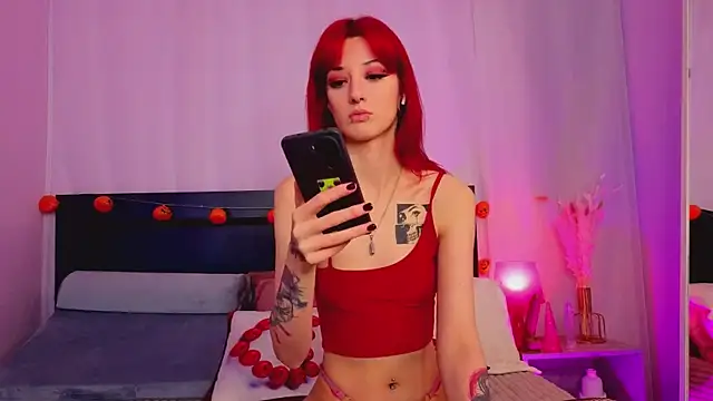 Snapshot of GinaSpicey chatting on November 16, 2025, 10:02 pm GinaSpicey online show from November 16, 2025, 10:02 pm