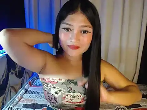 Naughtyalina2 online show from October 30, 2025, 9:22 pm