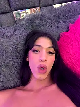 Snapshot of REINA_ADAHARA chatting on September 25, 2025, 5:46 am REINA ADAHARA online show from September 25, 2025, 5:46 am