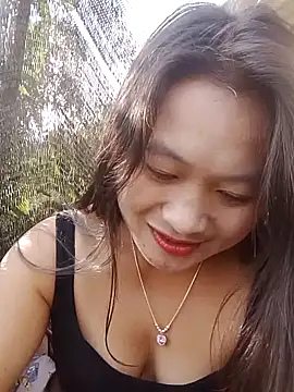 Snapshot of lusy-bae chatting on October 23, 2025, 1:15 am lusy-bae online show from October 23, 2025, 1:15 am