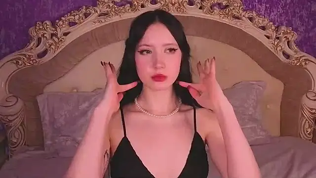 GraceMartinos online show from September 26, 2025, 8:59 pm