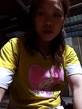 Ngocmi909 online show from April 1, 2026, 1:41 pm