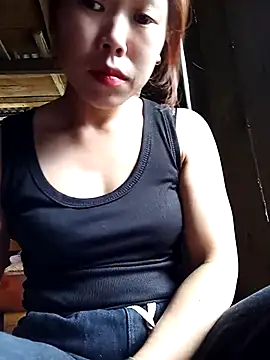 Ngocmi909 online show from March 26, 2026, 12:42 am