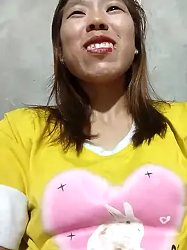 Ngocmi909 online show from October 29, 2025, 4:06 pm