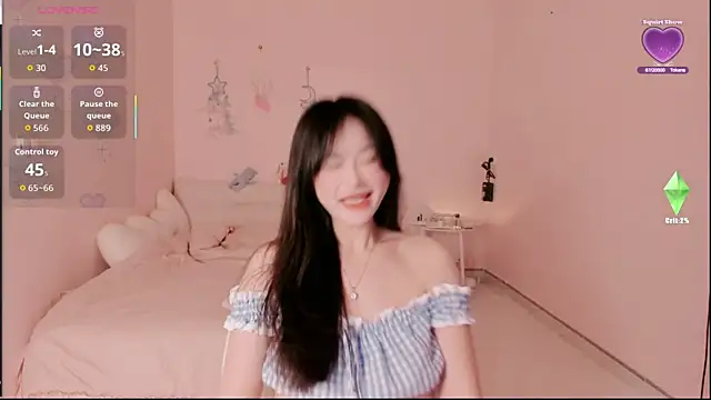 strawberry-ni online show from September 8, 2025, 2:27 pm