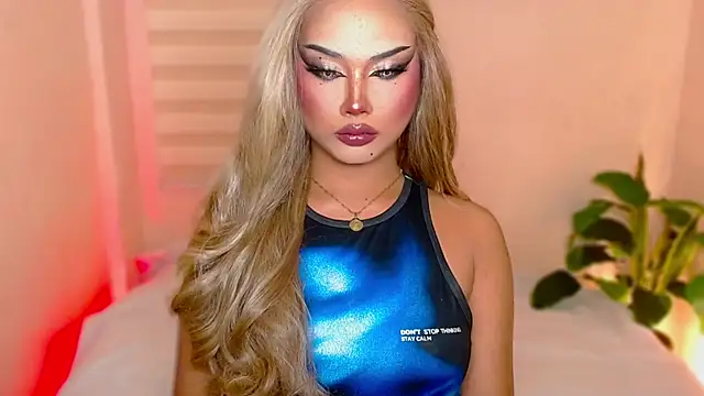 Snapshot of MissRumi_Hunter chatting on October 29, 2025, 3:49 am MissRumi Hunter online show from October 29, 2025, 3:49 am