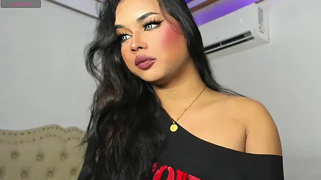 Snapshot of MissRumi_Hunter chatting on November 6, 2025, 7:40 pm MissRumi Hunter online show from November 6, 2025, 7:40 pm