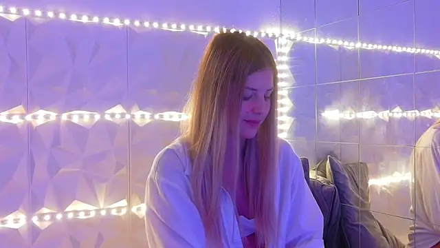 Snapshot of Aishha_ chatting on October 7, 2025, 5:08 am Aishha online show from October 7, 2025, 5:08 am