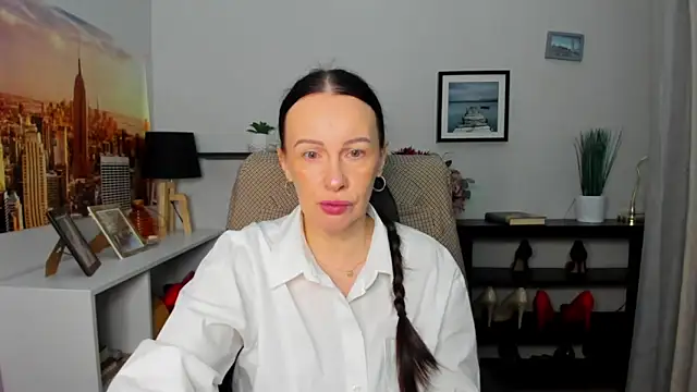 Snapshot of Velvet_Jasmine chatting on December 19, 2025, 6:27 am Velvet Jasmine online show from December 19, 2025, 6:27 am