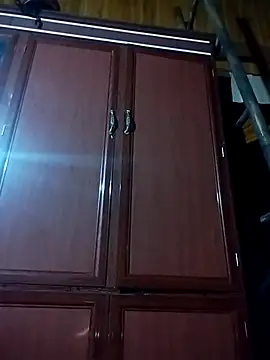 miss-su online show from November 16, 2025, 1:27 pm