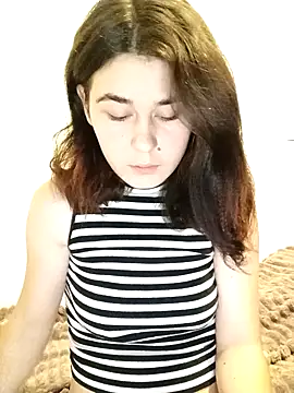 Snapshot of ToryTayler chatting on October 2, 2025, 6:44 pm ToryTayler online show from October 2, 2025, 6:44 pm