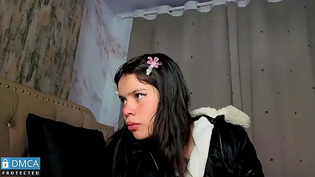 Snapshot of CandyKane06_ chatting on February 5, 2026, 3:02 am CandyKane06 online show from February 5, 2026, 3:02 am