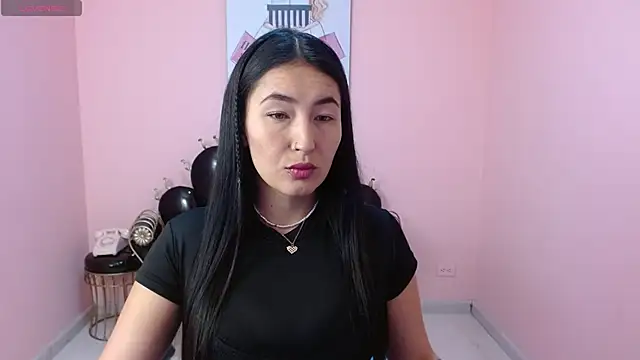 Snapshot of Isabella_Mendez_ chatting on October 6, 2025, 1:23 pm Isabella Mendez online show from October 6, 2025, 1:23 pm