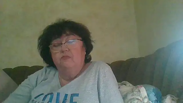 MilaSky5303 online show from December 4, 2025, 1:10 pm