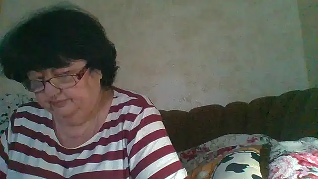 MilaSky5303 online show from November 1, 2025, 12:32 pm