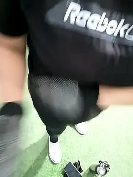 Snapshot of Daliz_Leon chatting on January 5, 2026, 10:24 pm Daliz Leon online show from January 5, 2026, 10:24 pm