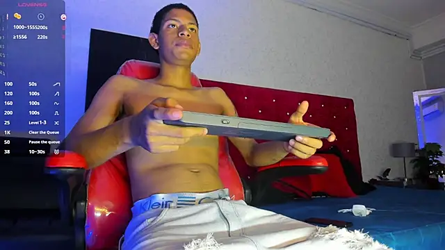 Snapshot of Erick_wal chatting on September 20, 2025, 8:47 pm Erick wal online show from September 20, 2025, 8:47 pm