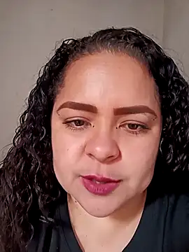 Miss Adriana01 online show from March 3, 2026, 8:05 pm