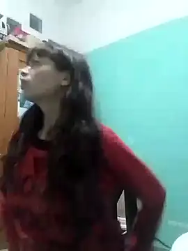 Snapshot of Shaiel24 chatting on December 3, 2025, 3:07 am Shaiel24 online show from December 3, 2025, 3:07 am