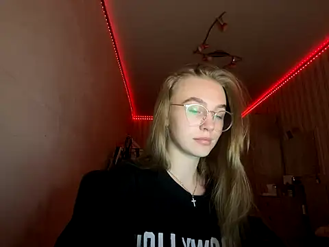 bellameow88 online show from September 21, 2025, 12:43 pm