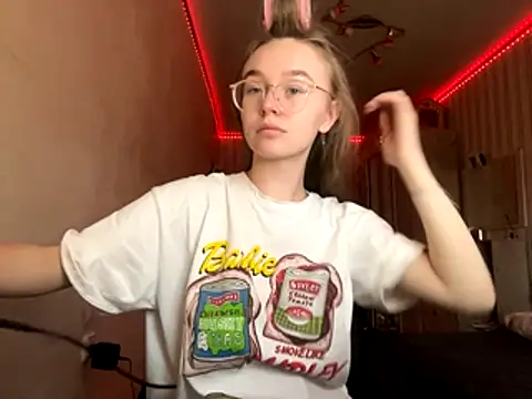 bellameow88 online show from November 27, 2025, 6:03 am