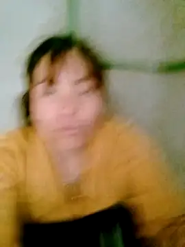 Snapshot of Maymay0033 chatting on December 3, 2025, 4:02 am Maymay0033 online show from December 3, 2025, 4:02 am