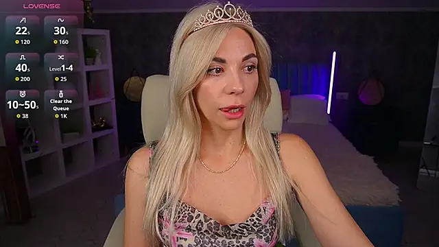Snapshot of BellaRayyy chatting on April 25, 2026, 7:44 pm BellaRayyy online show from April 25, 2026, 7:44 pm