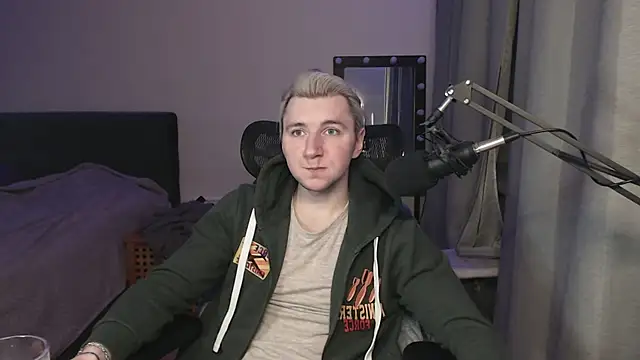 Elvin Vaenight online show from November 29, 2025, 11:27 pm