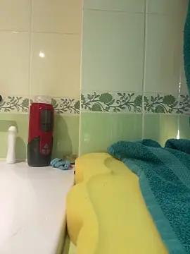 Dickii21 online show from October 5, 2025, 3:25 pm