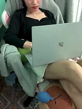 Ly-ny online show from November 14, 2025, 5:38 pm