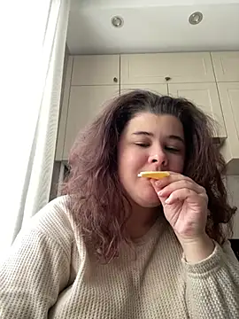 AliceCurlyX online show from January 18, 2026, 8:51 am