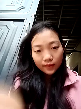 Snapshot of Ananine chatting on April 2, 2026, 11:00 pm Ananine online show from April 2, 2026, 11:00 pm