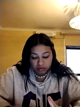 Snapshot of Tigresa23 chatting on October 28, 2025, 3:55 pm Tigresa23 online show from October 28, 2025, 3:55 pm