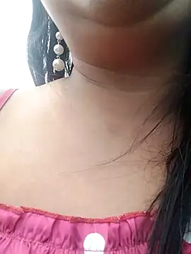 Snapshot of lusy-00 chatting on March 16, 2026, 7:45 am lusy-00 online show from March 16, 2026, 7:45 am