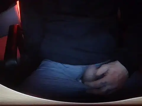 Snapshot of PatMat3693 chatting on March 23, 2026, 10:20 pm PatMat3693 online show from March 23, 2026, 10:20 pm