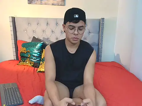 stewart mateo  online show from November 22, 2025, 2:10 am