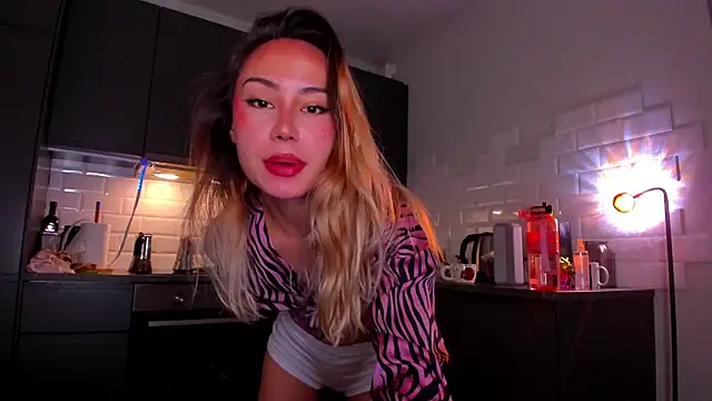 baobei03 online show from November 5, 2025, 9:34 am