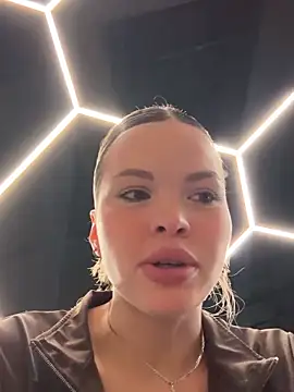 SMELLSEX online show from October 31, 2025, 5:53 pm