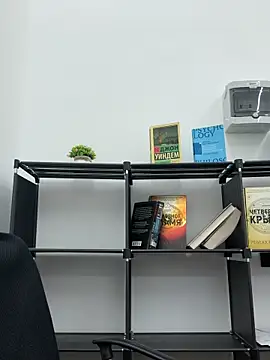 SMELLSEX online show from April 12, 2026, 12:30 pm