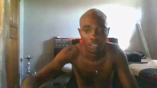 Snapshot of Nykho17 chatting on January 13, 2026, 2:10 pm Nykho17 online show from January 13, 2026, 2:10 pm