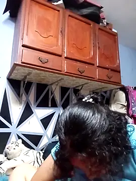 Syndel23 online show from February 8, 2026, 12:52 am