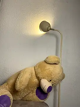 Snapshot of NicoleLeinn chatting on September 22, 2025, 3:34 am NicoleLeinn online show from September 22, 2025, 3:34 am