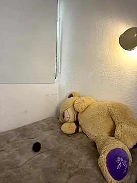 Snapshot of NicoleLeinn chatting on September 12, 2025, 7:57 pm NicoleLeinn online show from September 12, 2025, 7:57 pm