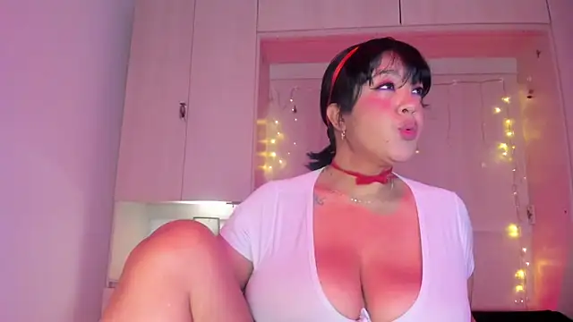 VickyRuiz  online show from February 4, 2026, 12:11 pm