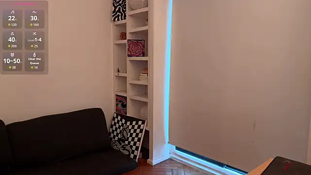 annaxxxb online show from September 9, 2025, 9:24 pm