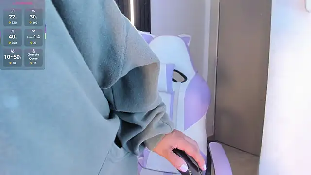 Gabrielaa Miller  online show from January 6, 2026, 7:51 pm