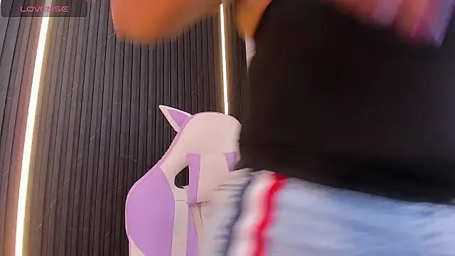 Gabrielaa Miller  online show from January 8, 2026, 7:42 pm