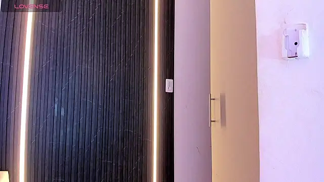 Gabrielaa Miller  online show from November 15, 2025, 7:40 pm