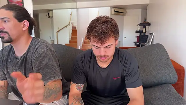 Snapshot of lenruy chatting on November 21, 2025, 3:55 pm lenruy online show from November 21, 2025, 3:55 pm